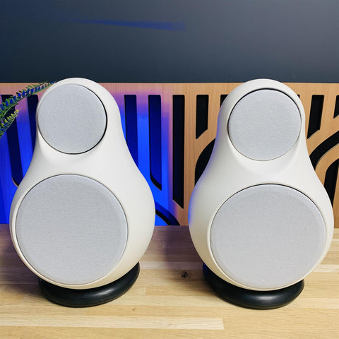 Jern 11 Cast-Iron Bookshelf Speakers (Pair) Jern 11 Cast-Iron Bookshelf Speakers (Pair)