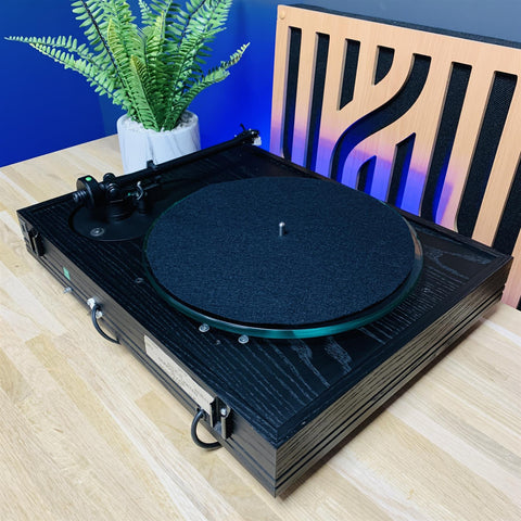 Systemdek IIX Glass Platter Belt-Drive Turntable Rega Moth Arm w/AT3600L Cartridge Systemdek IIX Glass Platter Belt-Drive Turntable Rega Moth Arm w/AT3600L Cartridge