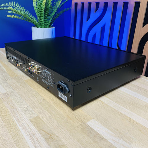 OPPO UDP-203 Ultra HD Blu-ray Disc Player OPPO UDP-203 Ultra HD Blu-ray Disc Player