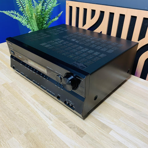 Onkyo TX-SR606 7.1 AV Receiver with Remote Onkyo TX-SR606 7.1 AV Receiver with Remote
