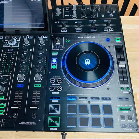 Denon DJ Prime 4 Standalone DJ Controller Denon DJ Prime 4 Standalone DJ Controller