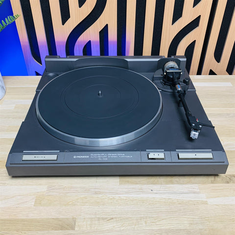 Pioneer PL-705 Auto-Return Direct-Drive Turntable with AT3600L Cartridge + Stylus Pioneer PL-705 Auto-Return Direct-Drive Turntable with AT3600L Cartridge + Stylus