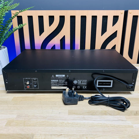 Yamaha CDX-490 CD Player Yamaha CDX-490 CD Player