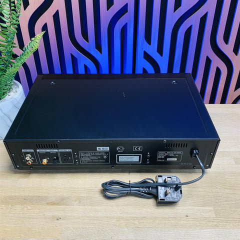 Sony CDP-XB930 Compact Disc Player Sony CDP-XB930 Compact Disc Player