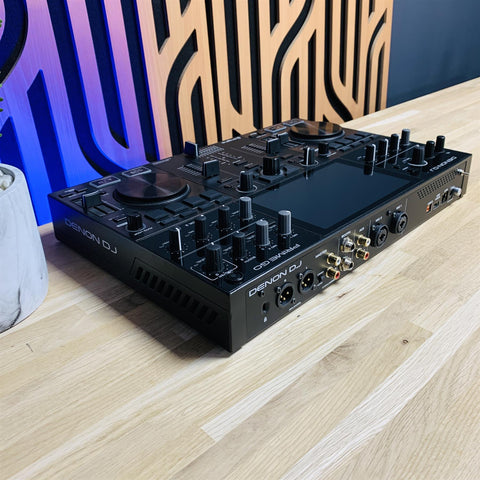 Denon DJ Prime Go DJ Controller Denon DJ Prime Go DJ Controller