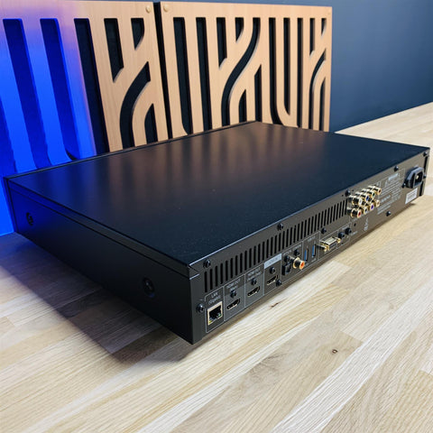 OPPO UDP-203 Ultra HD Blu-ray Disc Player OPPO UDP-203 Ultra HD Blu-ray Disc Player