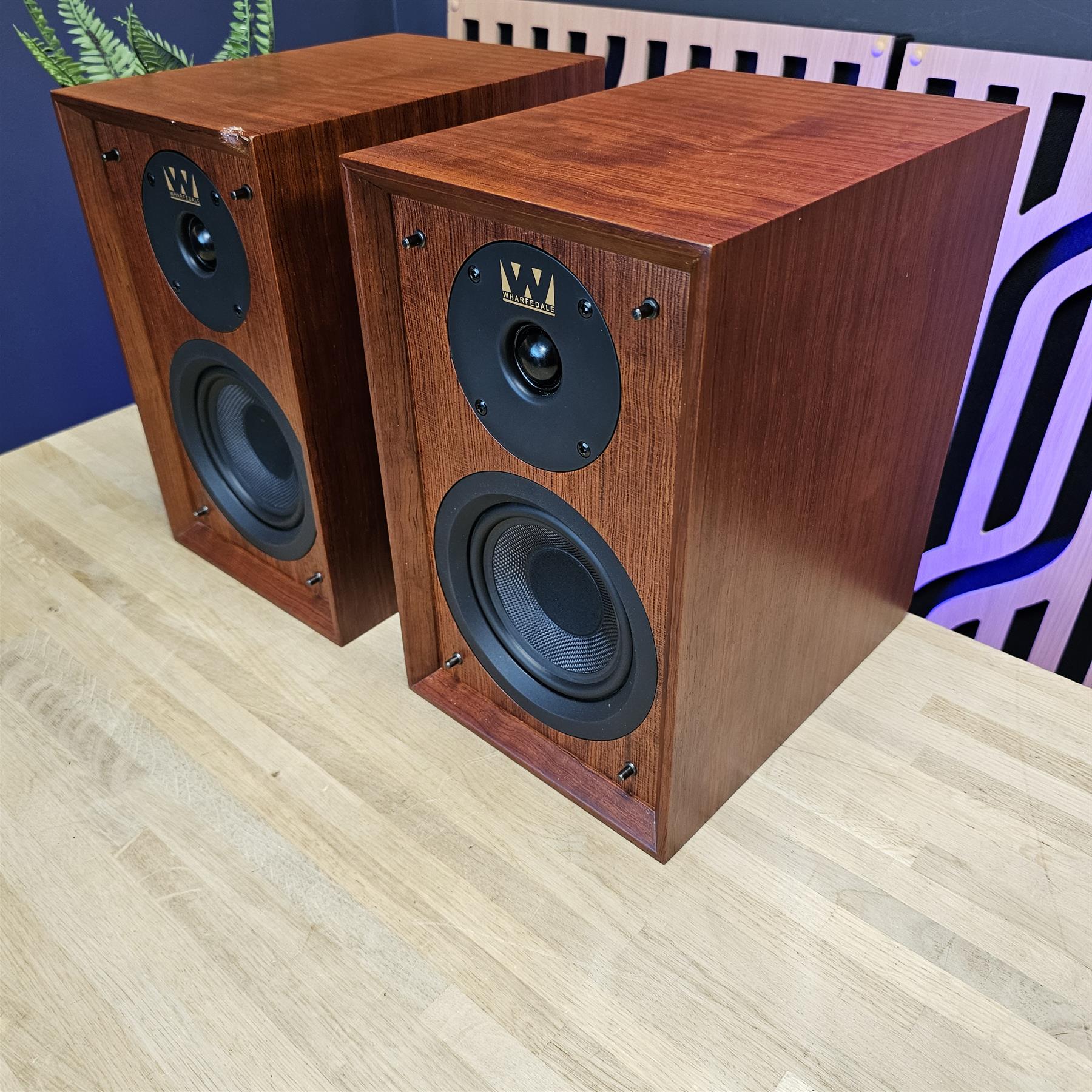 Wharfedale Speakers Wharfedale Denton 80th Anniversary Specs