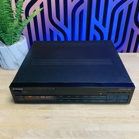 Pioneer F-X440L Stereo AM FM Tuner Pioneer F-X440L Stereo AM FM Tuner
