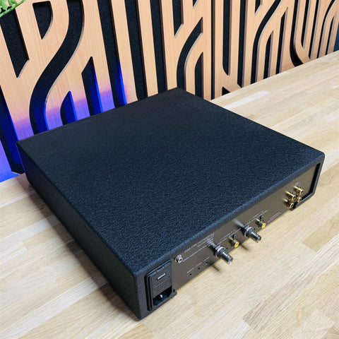 Linn Numerik External Digital-to-Analogue Convertor (DAC) Linn Numerik External Digital-to-Analogue Convertor (DAC)