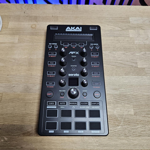 Akai Professional AFX DJ Controller (Serato) Akai Professional AFX DJ Controller (Serato)