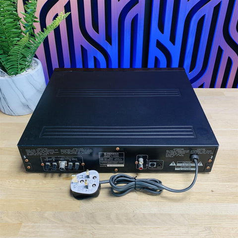 Pioneer F-X440L Stereo AM FM Tuner Pioneer F-X440L Stereo AM FM Tuner
