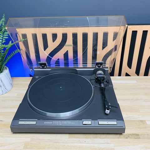 Pioneer PL-705 Auto-Return Direct-Drive Turntable with AT3600L Cartridge + Stylus Pioneer PL-705 Auto-Return Direct-Drive Turntable with AT3600L Cartridge + Stylus