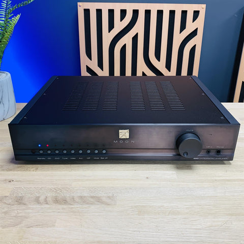 Moon 250i Integrated Amplifier