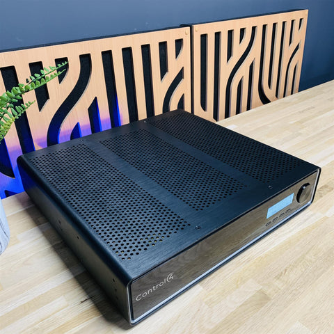 Control4 4-Zone Matrix Amplifier C4-8AMP1-B Control4 4-Zone Matrix Amplifier C4-8AMP1-B