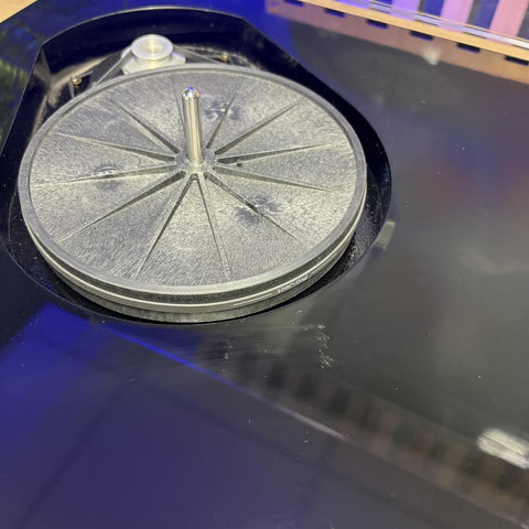 Pro-ject X1 B Turntable