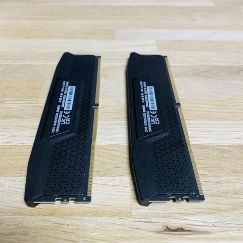 Corsair VENGEANCE RGB 64GB (2x32GB) DDR5 DRAM 6200MT/s CL32