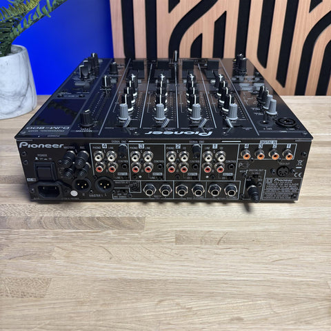 Pioneer DJM-800 Mixer