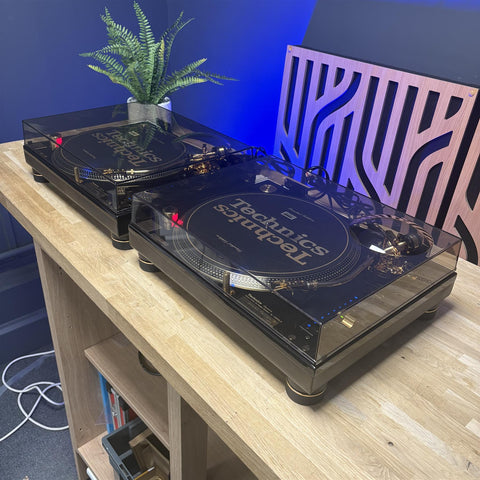 Technics SL-1200GLD Limited Edition Turntables (Pair)