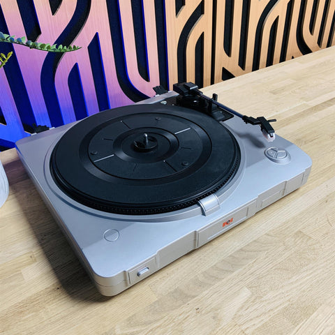 House of Technology USB Turntable