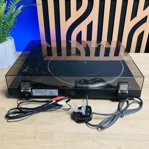 Pioneer PL-225 Stereo Turntable
