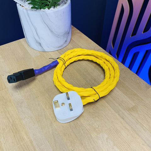 Russ Andrews Yello IEC Mains Power Kimber Kable 1.5M
