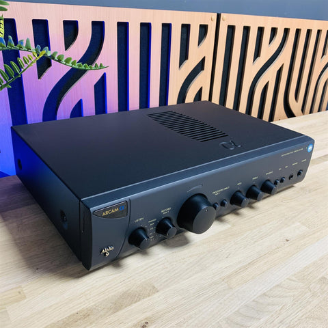 Arcam Alpha 9 Integrated Amplifier