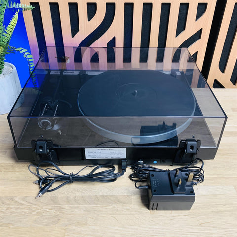 Thorens Turntable TD318 fitted with Audio Technica 3600L Cartridge