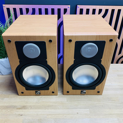 Elac CL 82 MKII Bookshelf Speakers (Pair)