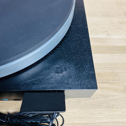 Thorens Turntable TD318 fitted with Audio Technica 3600L Cartridge