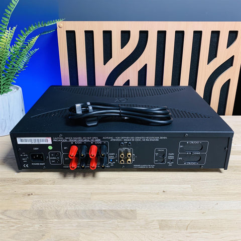 Arcam Alpha 10 Power Amplifier