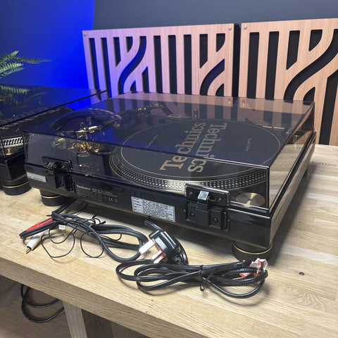 Technics SL-1200GLD Limited Edition Turntables (Pair)