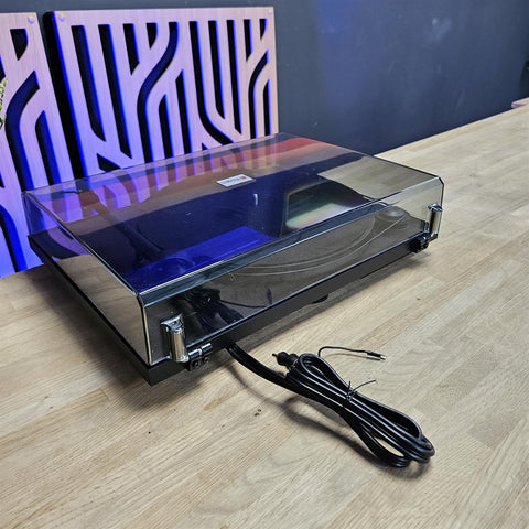 Pro-Ject Essential II Turntable
