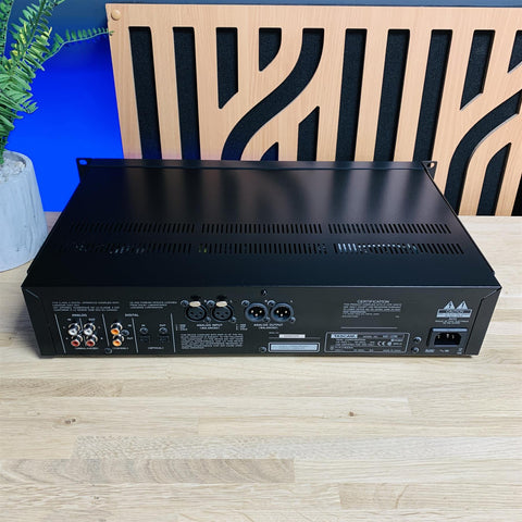 Tascam MD-02B Professional MiniDisc Recorder