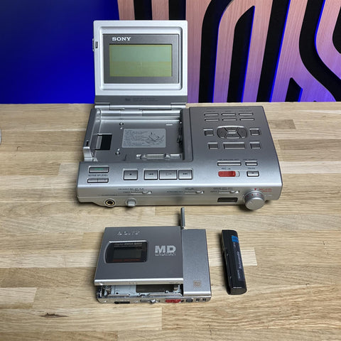 Sony MZS-R5ST Portable Minidisc Dock Station Recorder