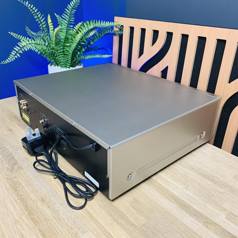 Onkyo Integra DX-7711 CD Player