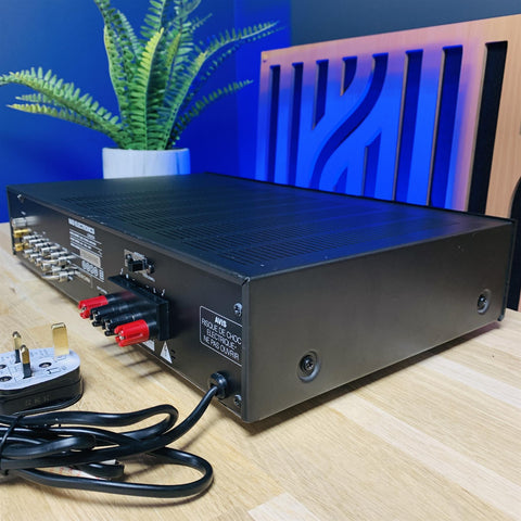 NAD 3020i Stereo Amplifier