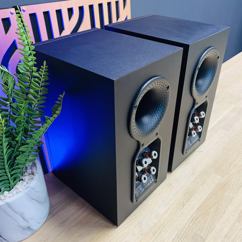 Bowers & Wilkins 607 S2 Anniversary Edition Speakers (Pair)