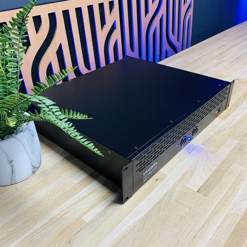 KAM KXR PRO 4000 2U Rack Mount Power Amplifier (Older 4000 W Model)