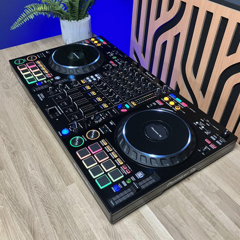 Pioneer DJ DDJ-FLX10 4 Channel Serato Rekordbox Controller With Pioneer Carry Case