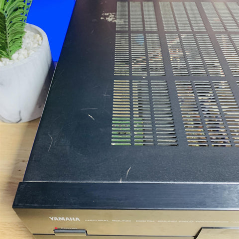 Yamaha DSP-E580 Amplifier
