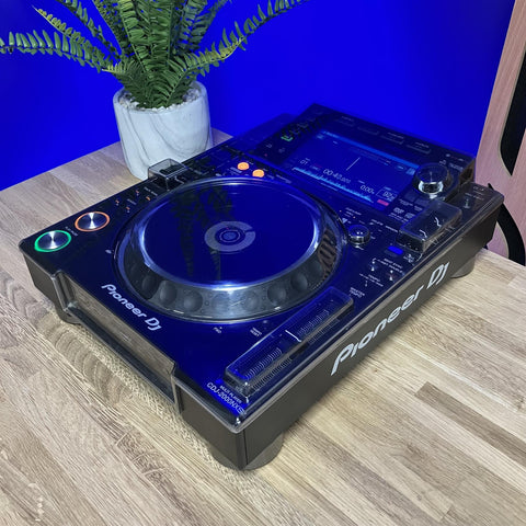 Pioneer DJ CDJ-2000 NXS2 Professional Multi Player With Decksaver
