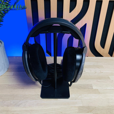 Sennheiser HD650 High-Definition Open-Back Headphones (stand not included)