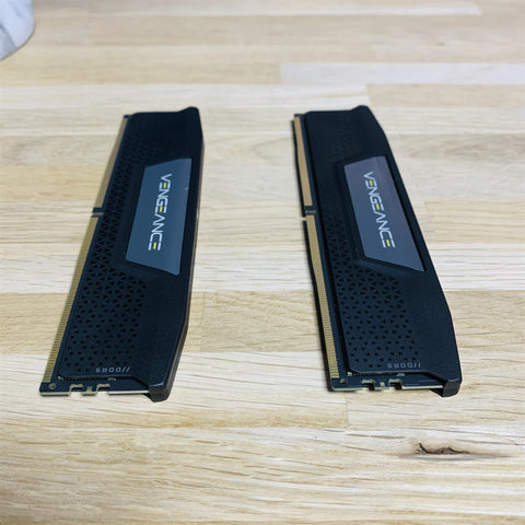 Corsair VENGEANCE RGB 64GB (2x32GB) DDR5 DRAM 6200MT/s CL32