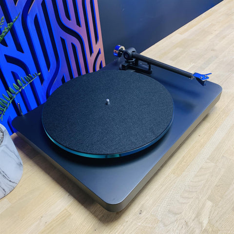 NAD C588 Turntable With Ortofon 2M Blue MM Cartridge
