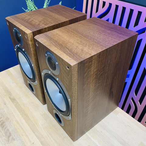 Monitor Audio Bronze BR-2 Bookshelf Speakers (Walnut)