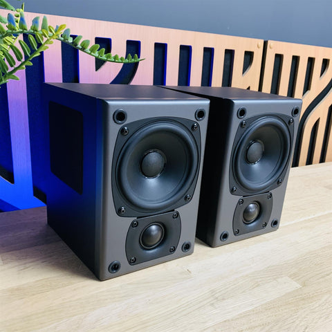 Miller & Kreisel M&K Sound K-4 Tripole Surround Speakers (Pair)