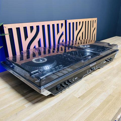 Numark NS7II 4-Channel Motorised Serato DJ Controller w/ DeckSaver