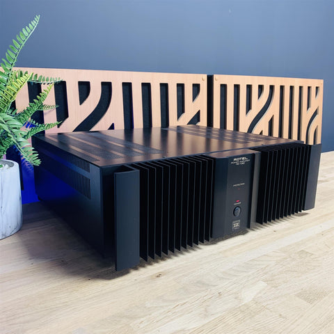 Rotel RB-1080 Stereo Power Amplifier 200 Watts 8 Ohms XLR