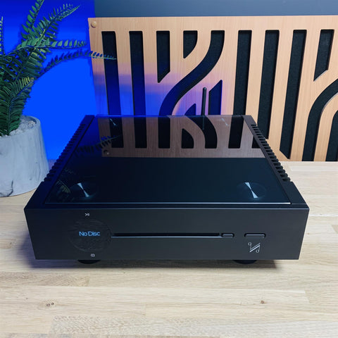 Quad Artera Play+ CD Pre Amplifier