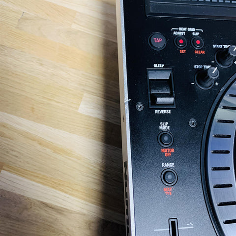 Numark NS7II 4-Channel Motorised Serato DJ Controller w/ DeckSaver